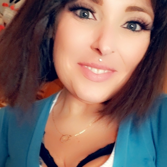 Meet your Posher, Rachel - Picture 14 of 16